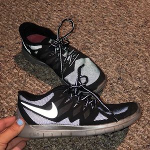Black and Grey Size 6 Nike Sneakers